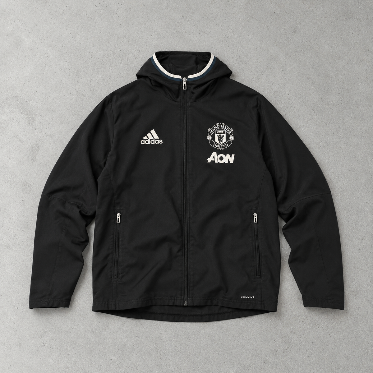Manchester United Adidas Windbreaker Black Limited (S)