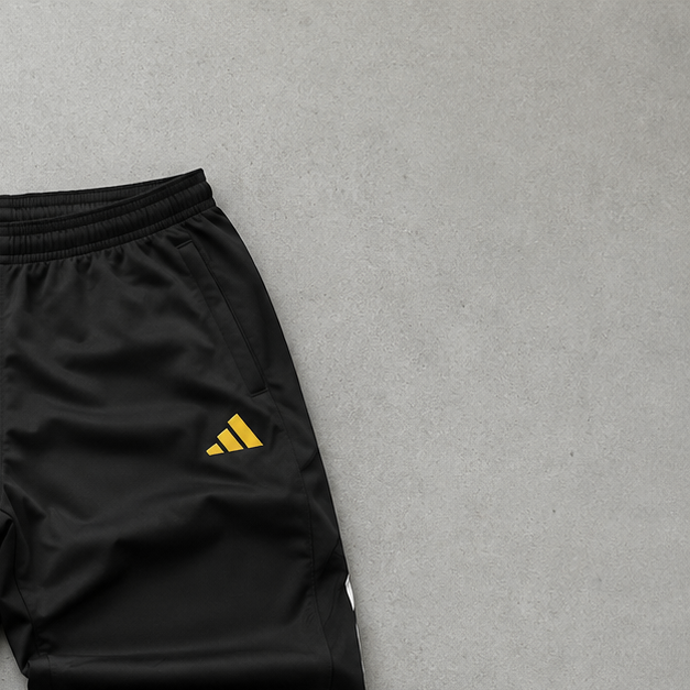 Manchester United Adidas Track Pants Schwarz Rare (Size XL)