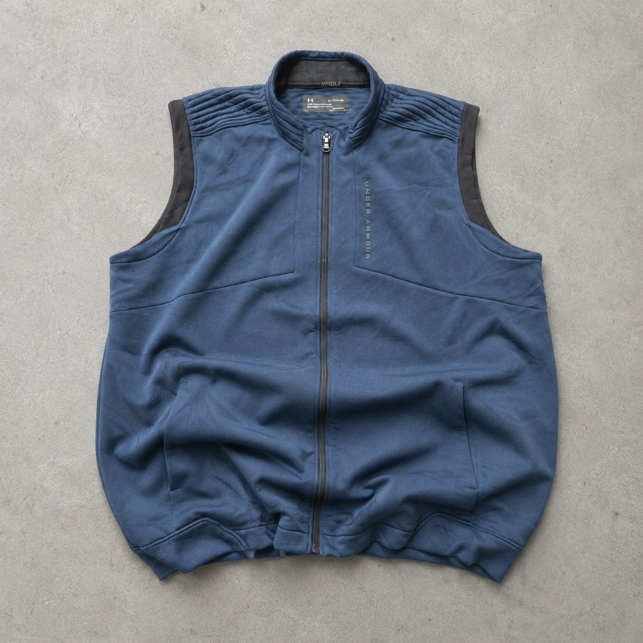 Under Armour Vest Navy Rare (XL)