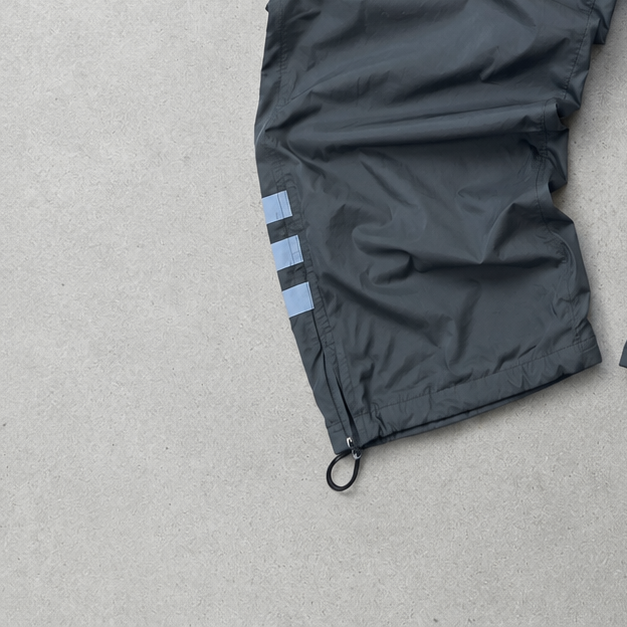 Y2K Adidas Track Pants Grau, Blau Rare (Size XL) Stitched Logo