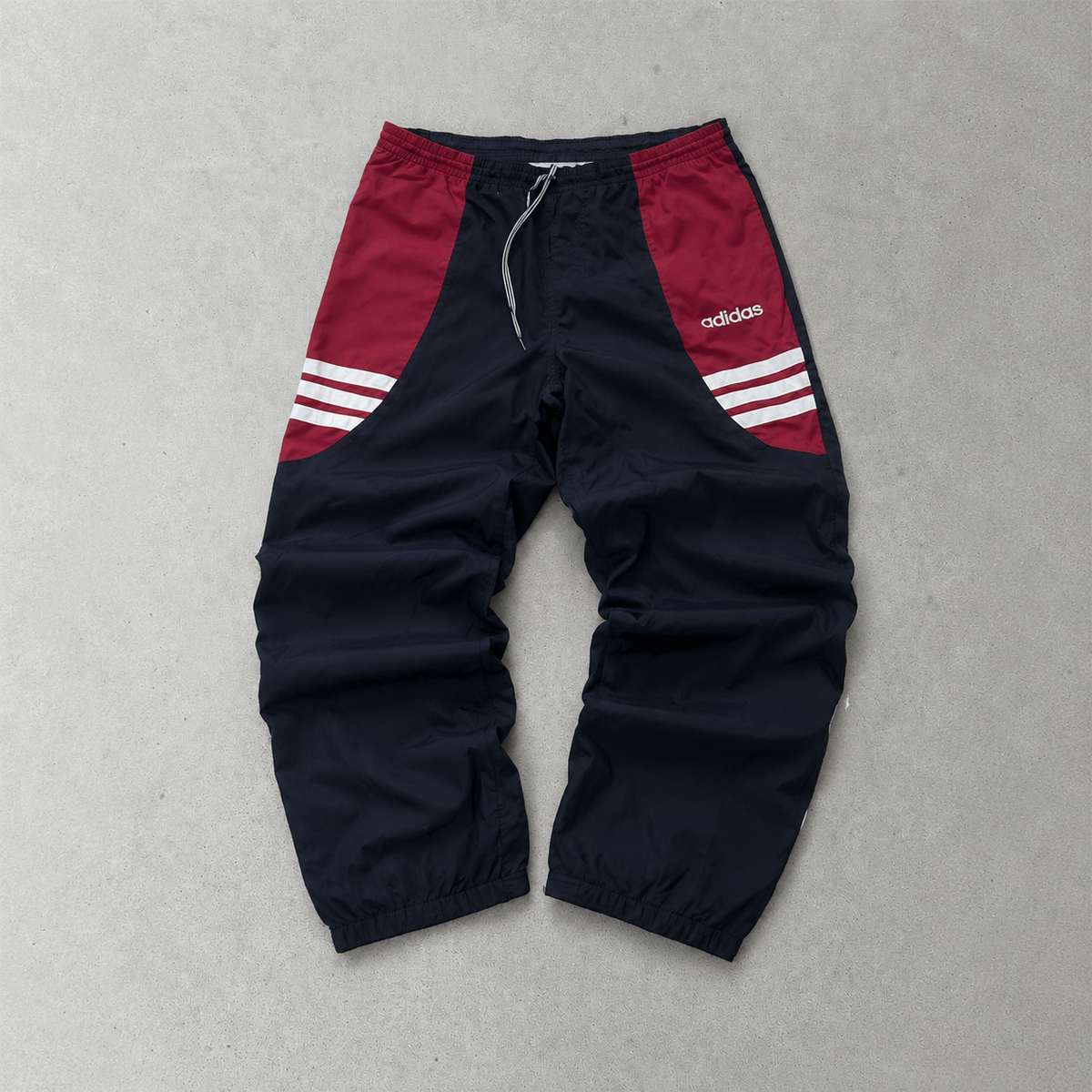 90s Adidas Track Pants Schwarz, Rot Limited (Size L) Stitched Logo
