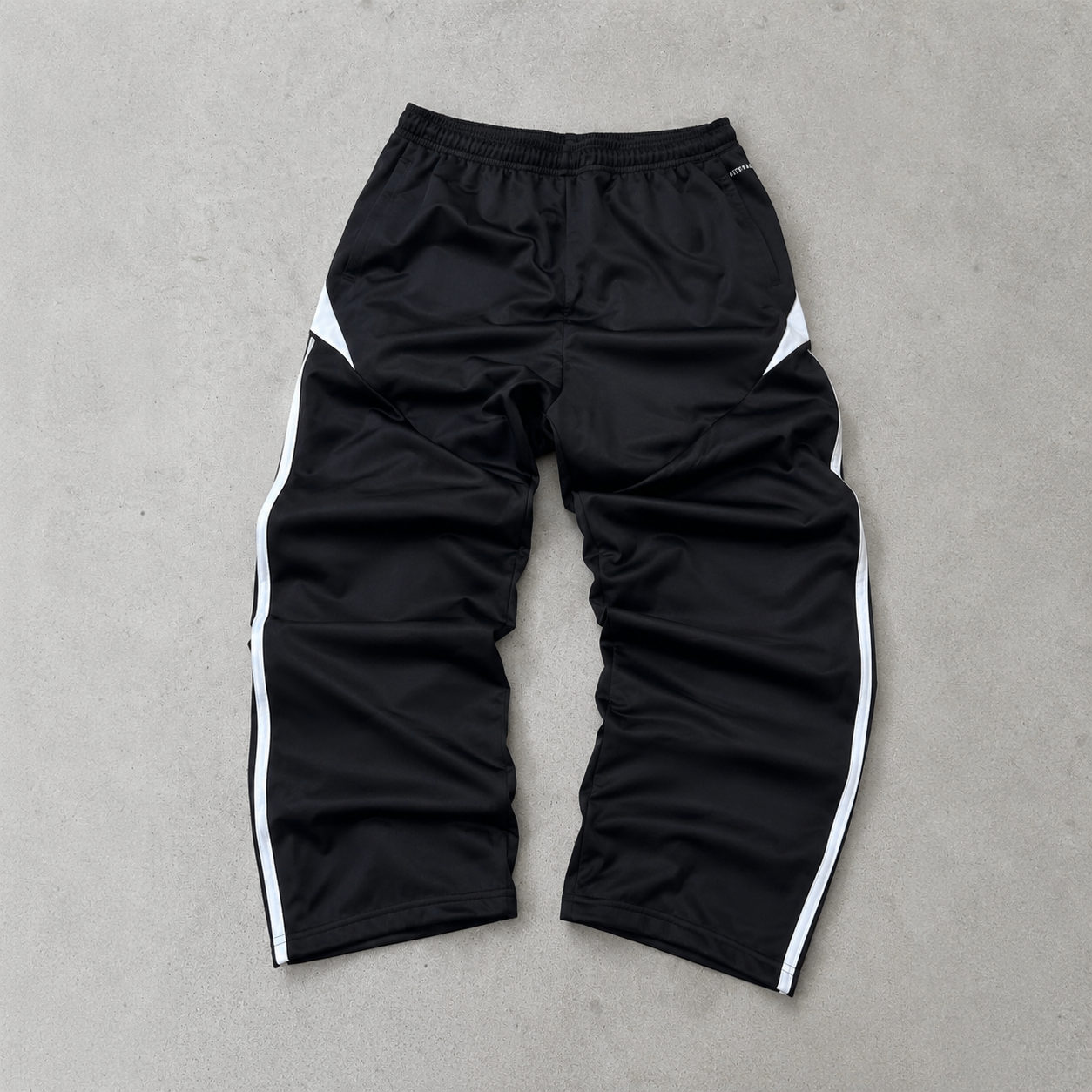 ADIDAS Rain Pants Black / White Limited (L)