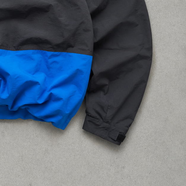 The North Face Windbreaker Blue, Black Rare (L)