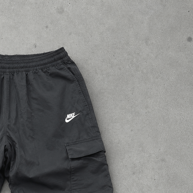 Pantalon cargo Nike noir édition limitée (M)