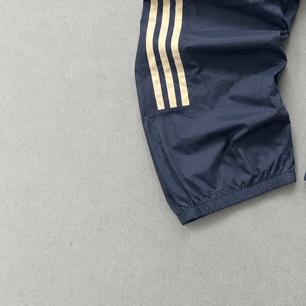 ADIDAS Track Pants Blue Rare (L)