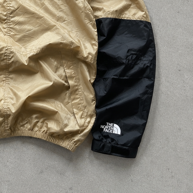 The North Face Jacket Gold, Black Rare (M)