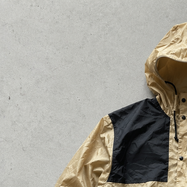 The North Face Jacket Gold, Black Rare (M)