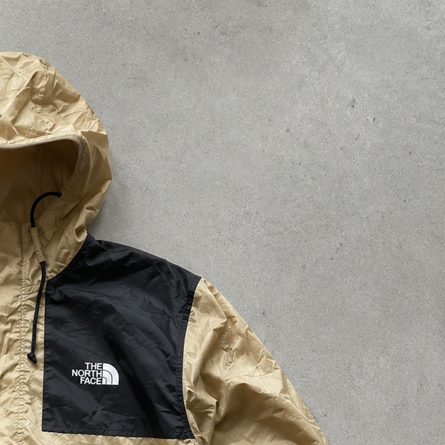 The North Face Jacket Gold, Black Rare (M)