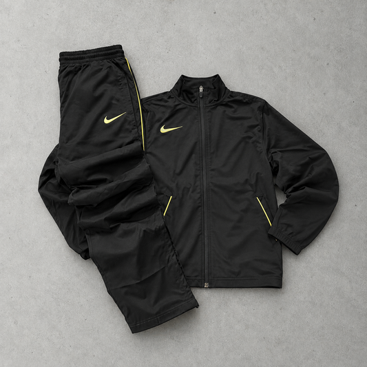 Nike Tracksuit Black Rare (M)