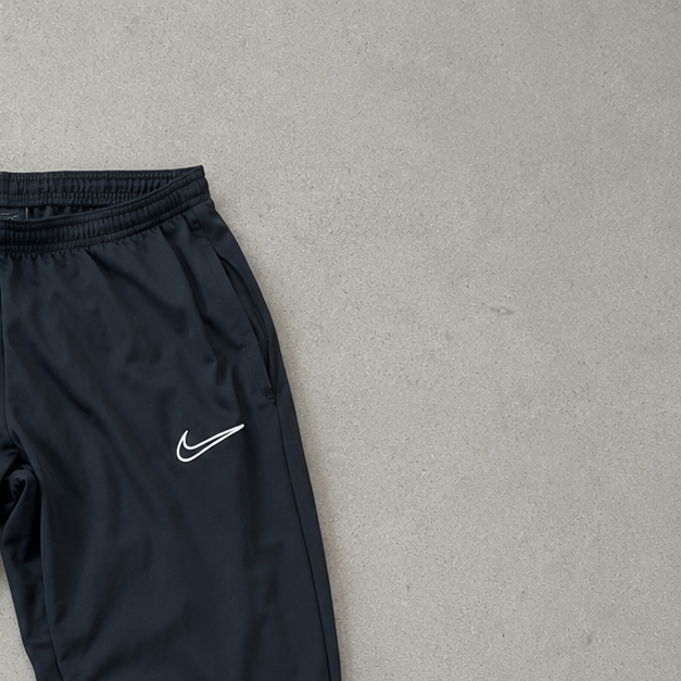 Nike Pants Schwarz Limited (M)