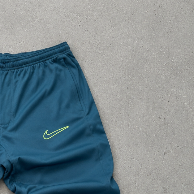 Nike Joggers Grau Limited (L)