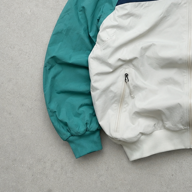 The North Face Windbreaker White, Green Rare (XL)