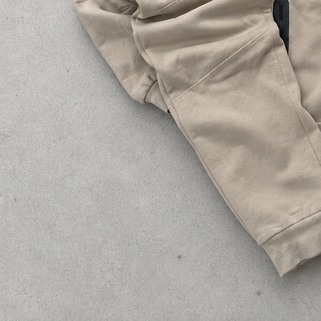 Nike Tracksuit Beige Rare (S)
