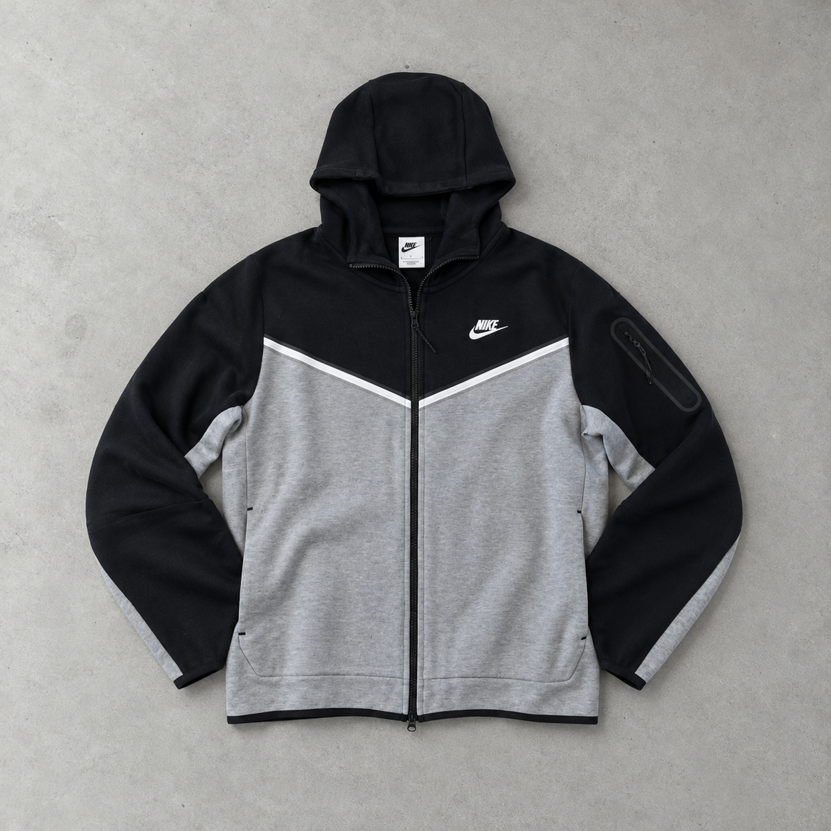 Nike Tech Fleece Sweater Grau Rare (M)