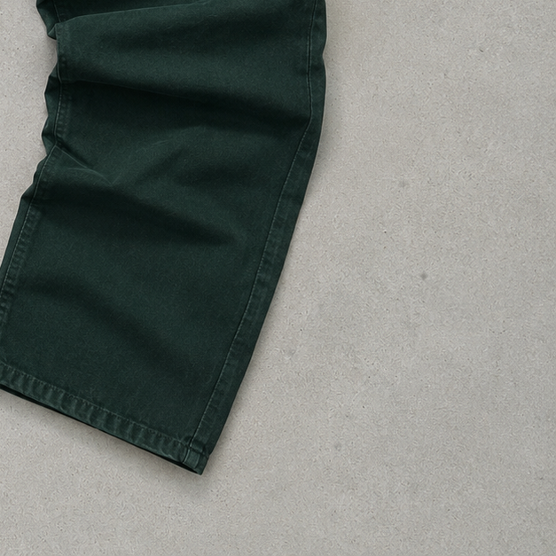 Carhartt Jeans Dunkelgrün Limited (W28 | DE 44)