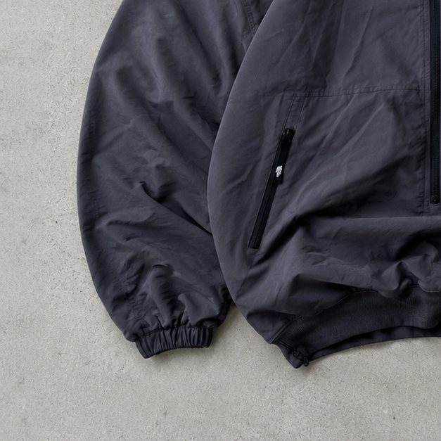The North Face Windbreaker Grey Rare (M)