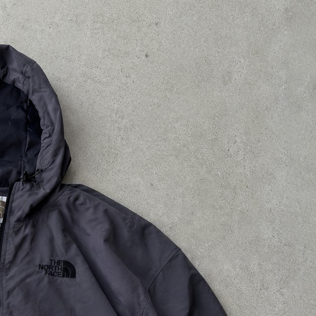 The North Face Windbreaker Grey Rare (M)