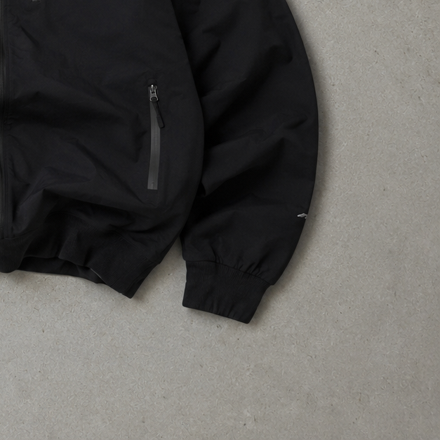 The North Face Windbreaker Black Rare (XS)