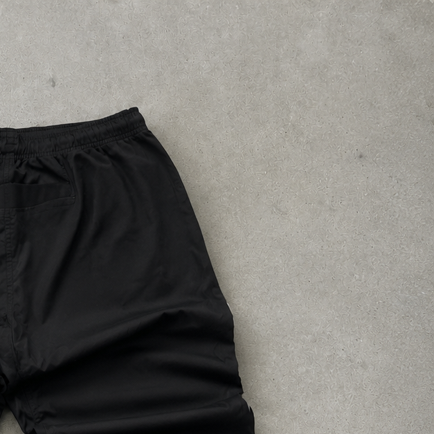 Nike Joggers Schwarz Limited (M)