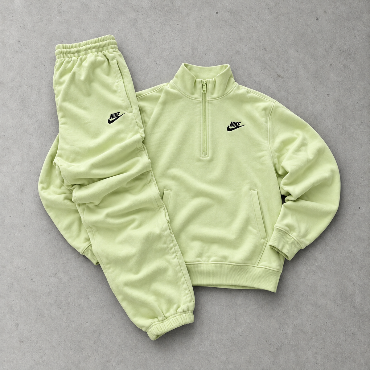 Nike Tracksuit Mint Green Rare (L)