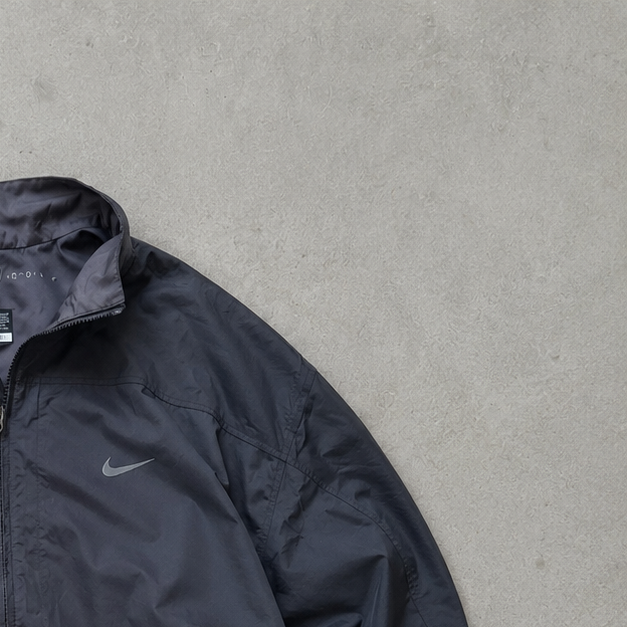 Nike Windbreaker Black Limited (Size L)