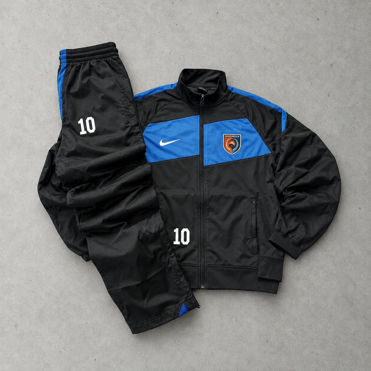 Nike Tracksuit Blue Rare (M)