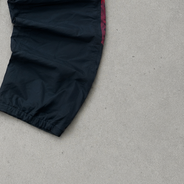 Nike Pants Schwarz, Rot Rare (L)