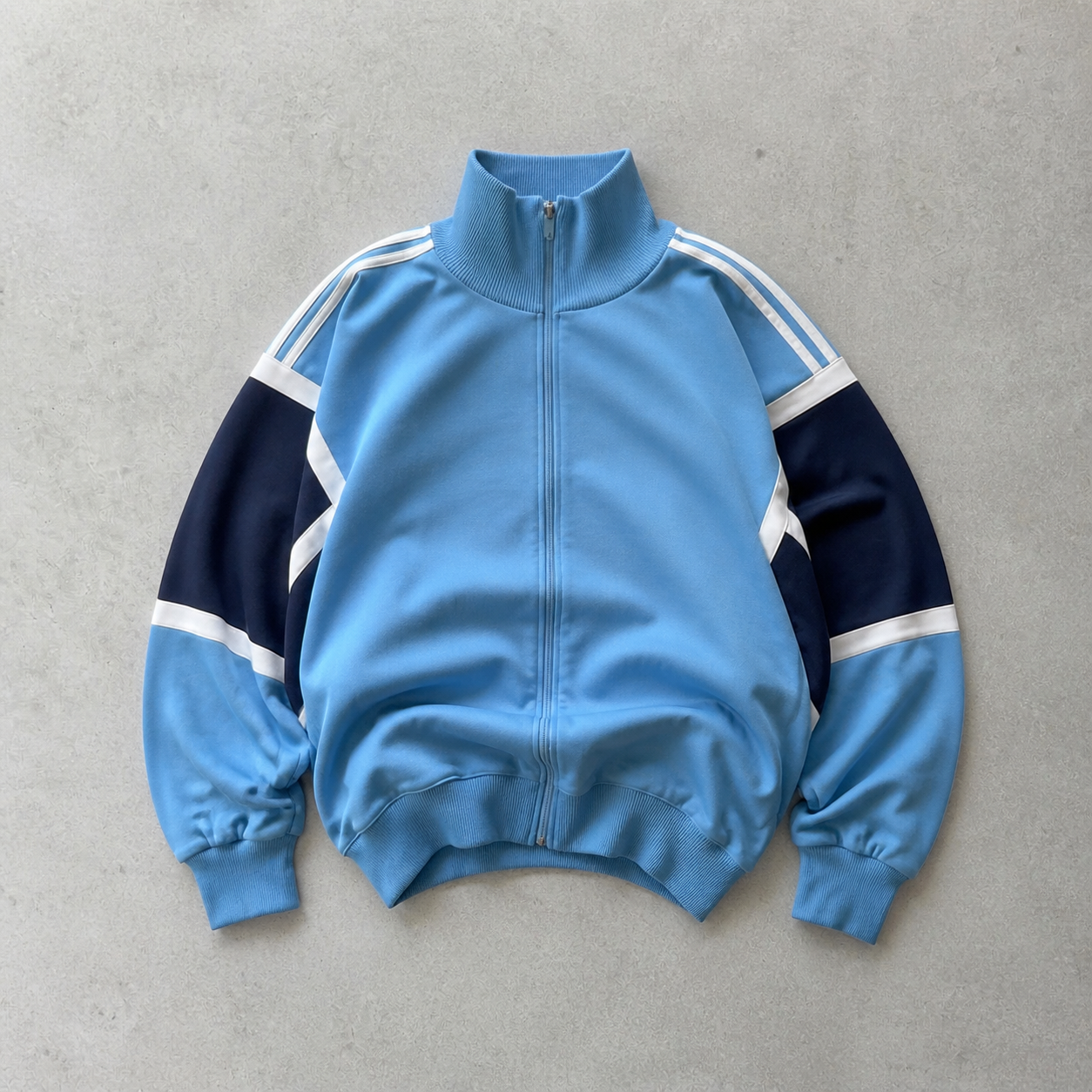 Adidas Vest Hellblau, Blau Limited (M) Stitched Logo
