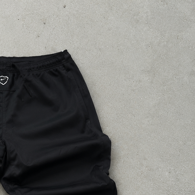 Nike Joggers Schwarz Rare (S)