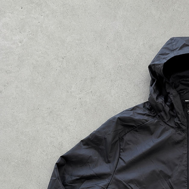 Nike Jacket Black Rare (Size L)