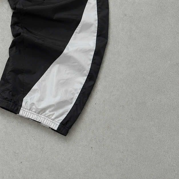 Nike Pants Schwarz, Weiß Rare (S)