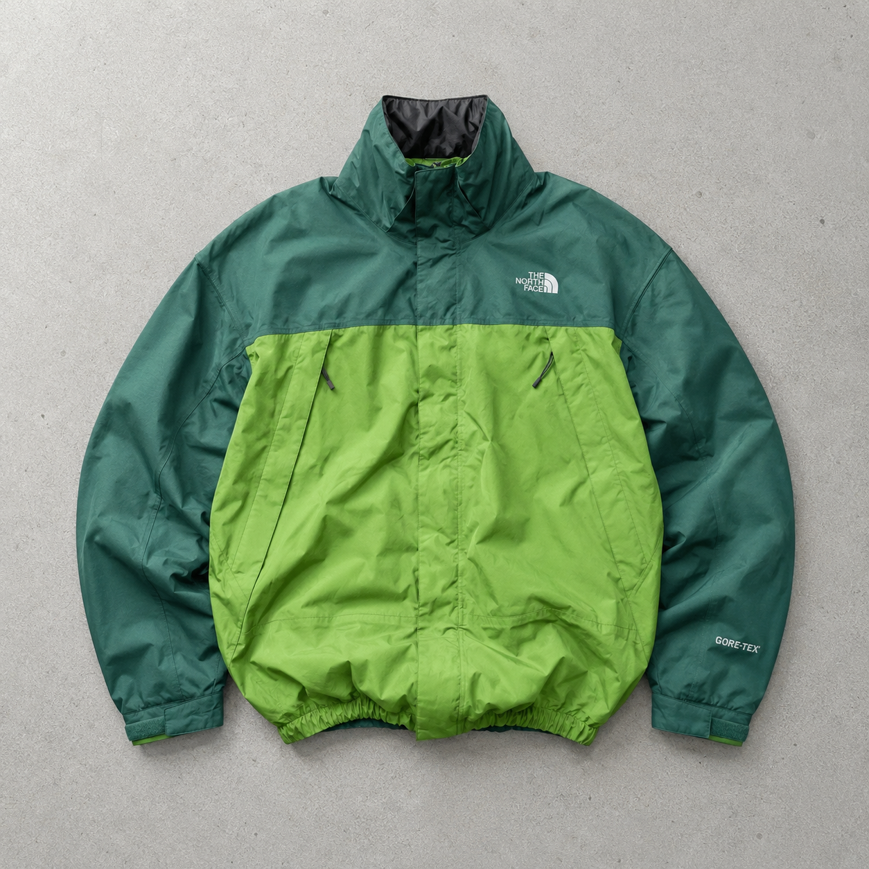 The North Face Windbreaker Green Rare (L)