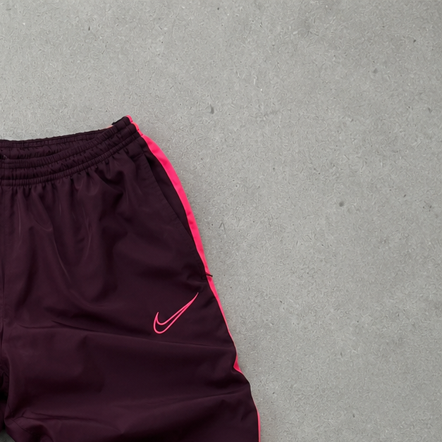 Nike Pants Burgunderrot, Pink Limited (S)