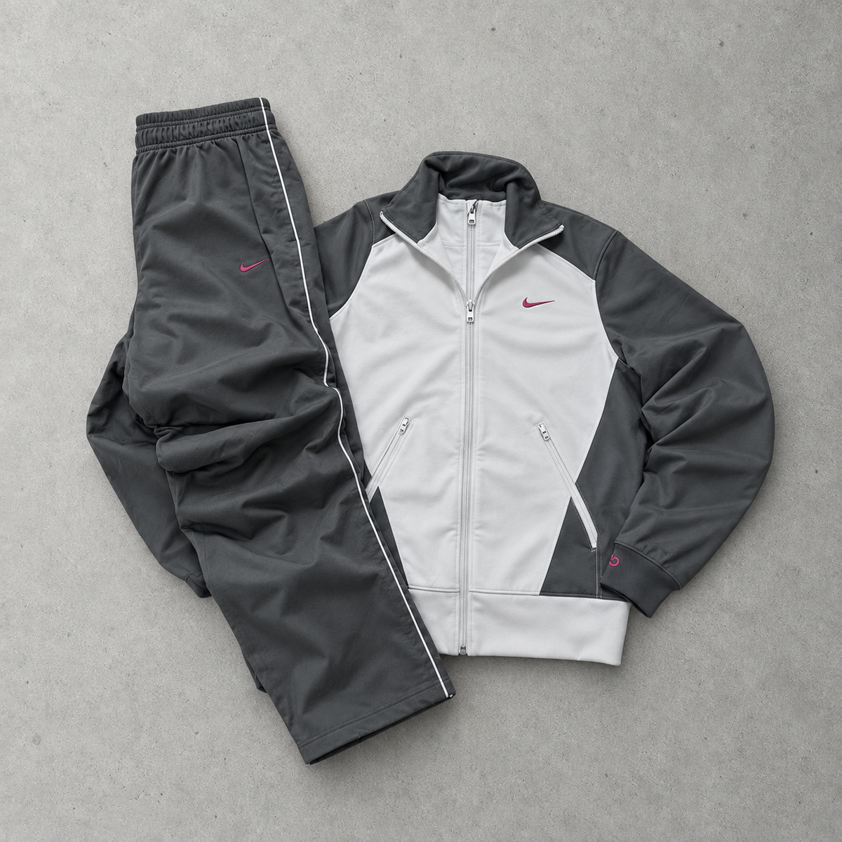 Nike Tracksuit Grey Rare (S)