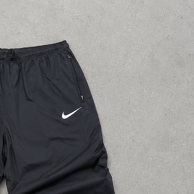 Nike Pants Schwarz Limited (S)