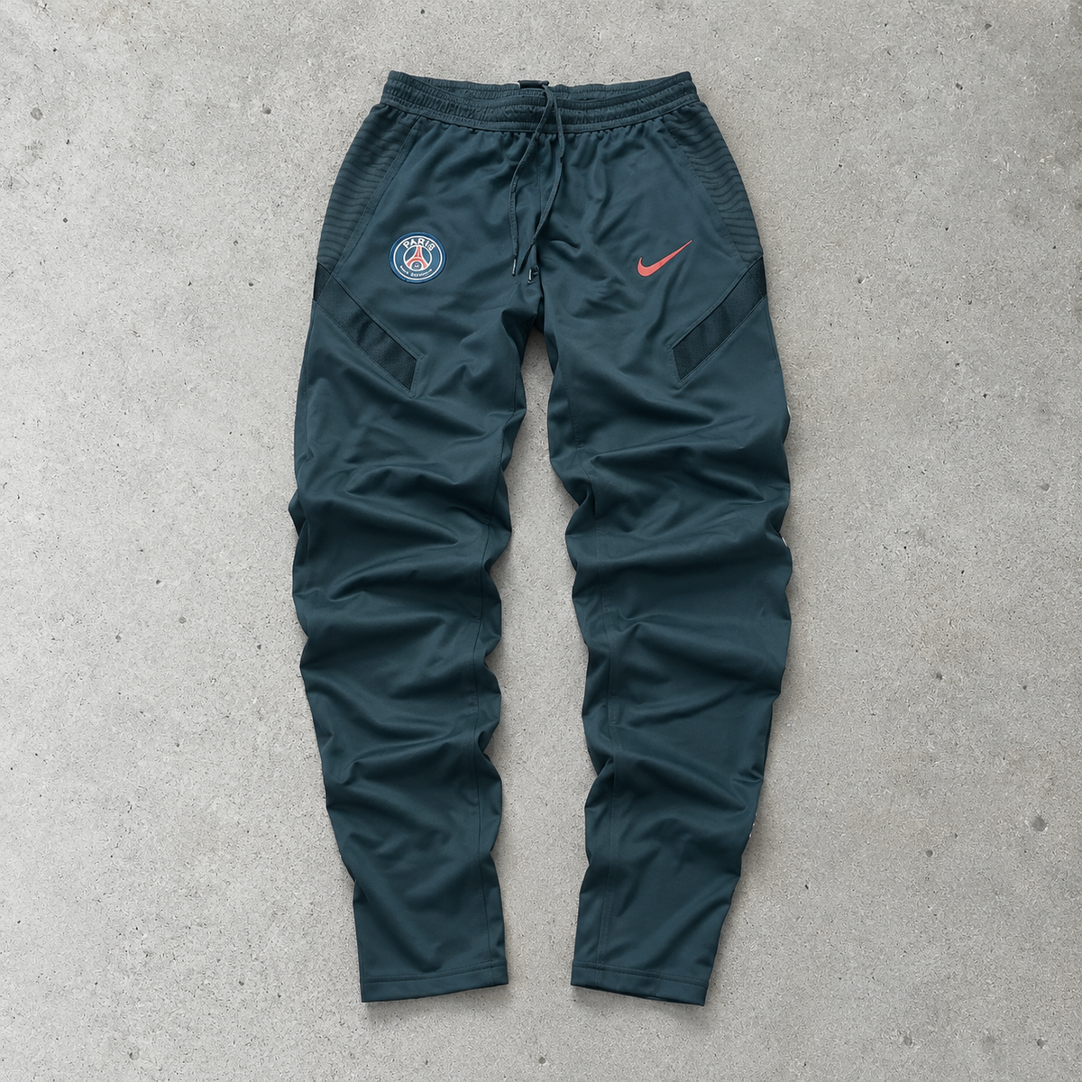 Paris Saint-Germain 2020 Nike Tracksuit Navy Rare (M)