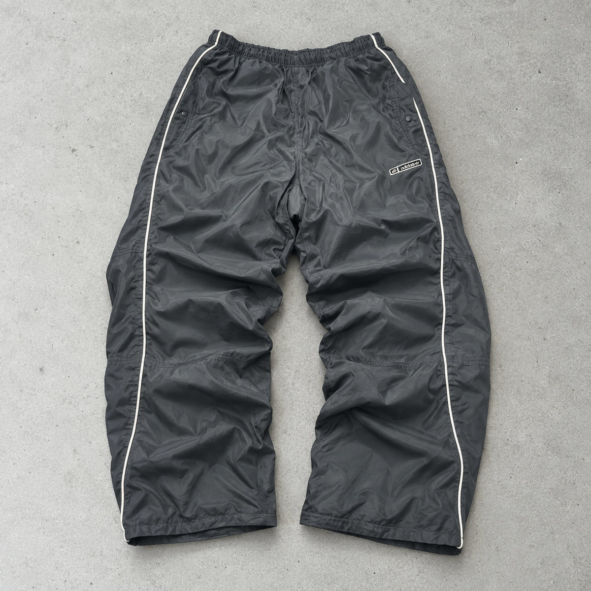 Y2K Adidas Track Pants Schwarz Limited (S)