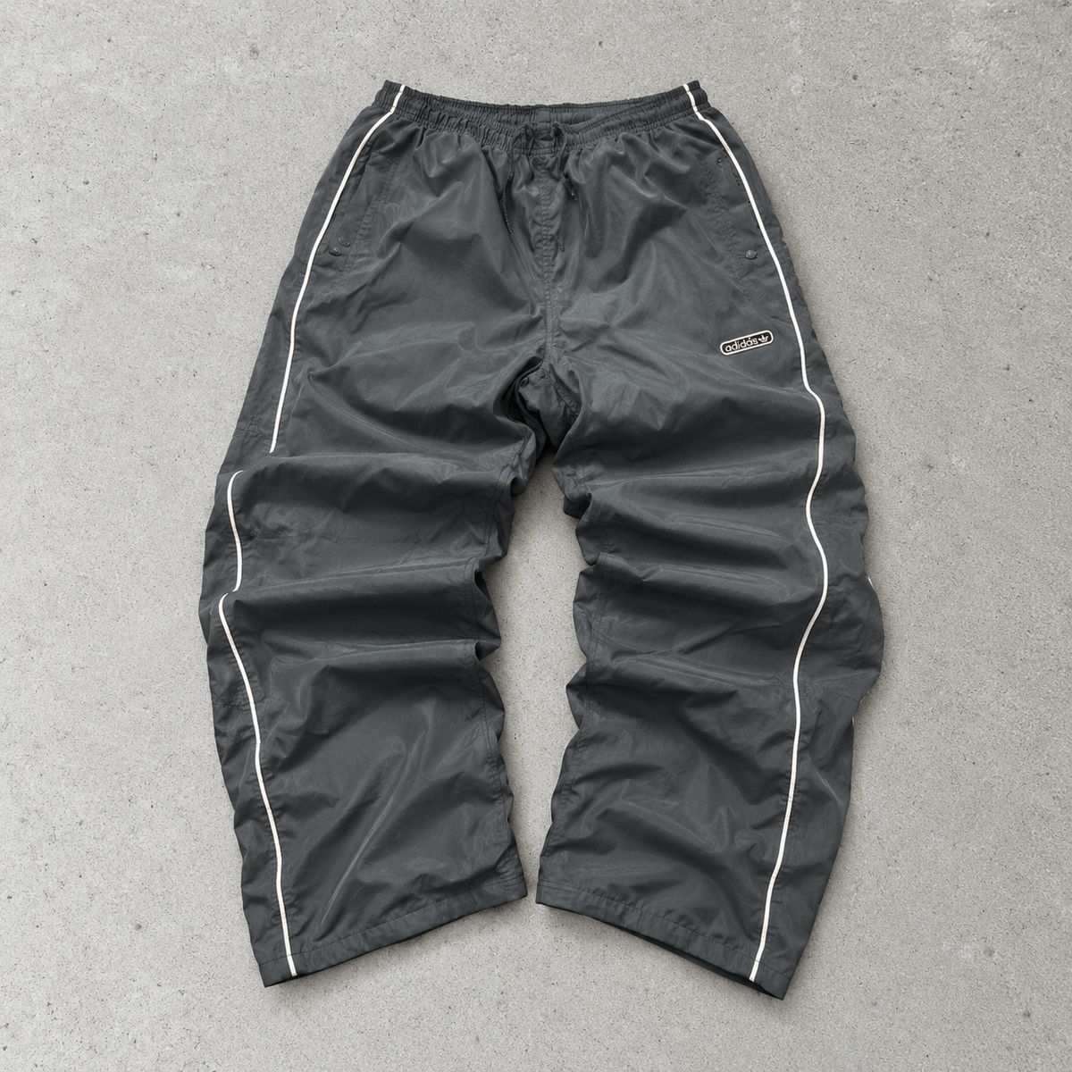 Y2K Adidas Track Pants Schwarz Limited (S)