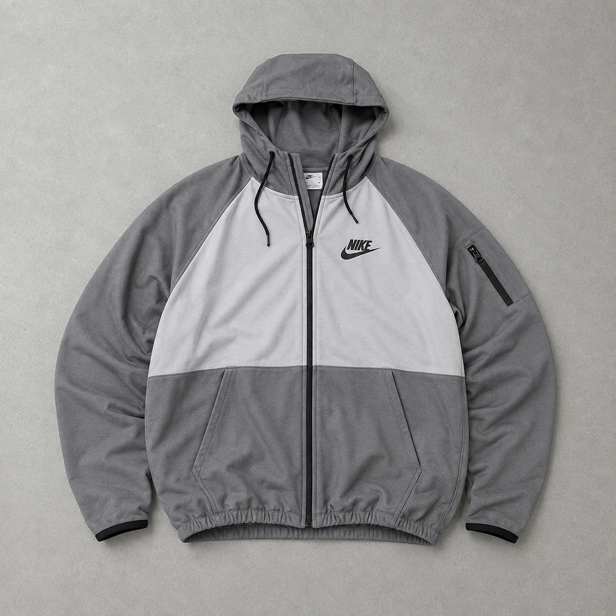 Veste Nike grise édition limitée (taille S)