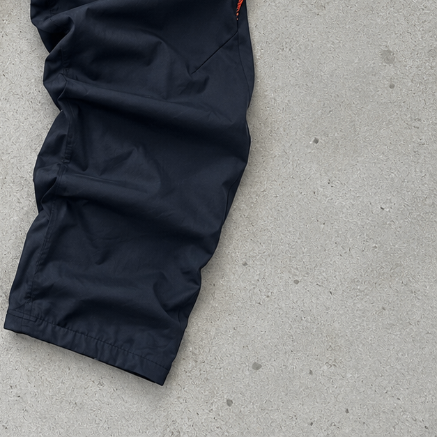Pantalon de jogging Nike FC Barcelona bleu marine édition limitée (M)