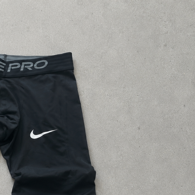 Nike Pants Schwarz Limited (S)