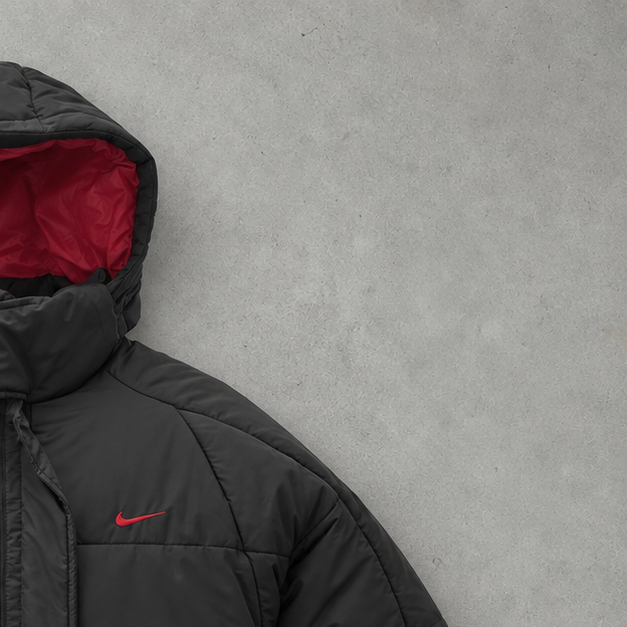2000 Nike Pufferjacke Schwarz / Rot Selten (L) Gesticktes Logo