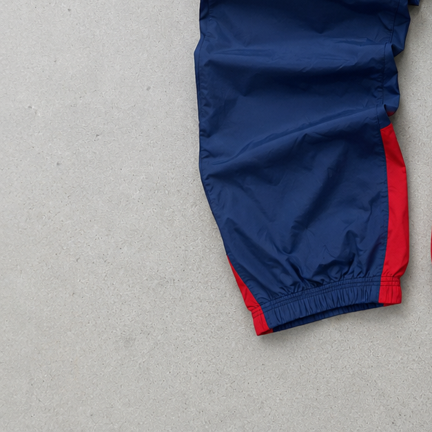 Nike Pants Rot, Marineblau Limited (M)