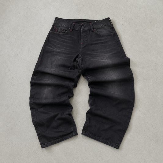 True Religion Jeans Schwarz, Rot Limited (W32 | DE 48)