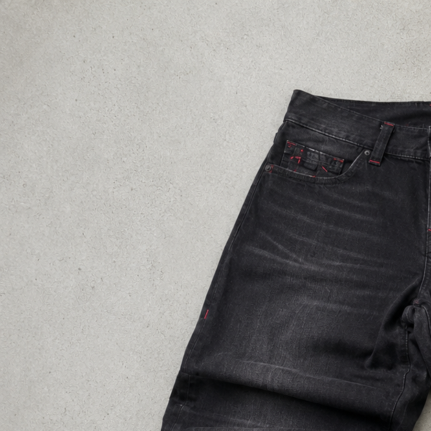 True Religion Jeans Schwarz, Rot Limited (W32 | DE 48)