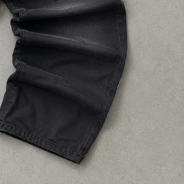 True Religion Jeans Schwarz, Rot Limited (W32 | DE 48)