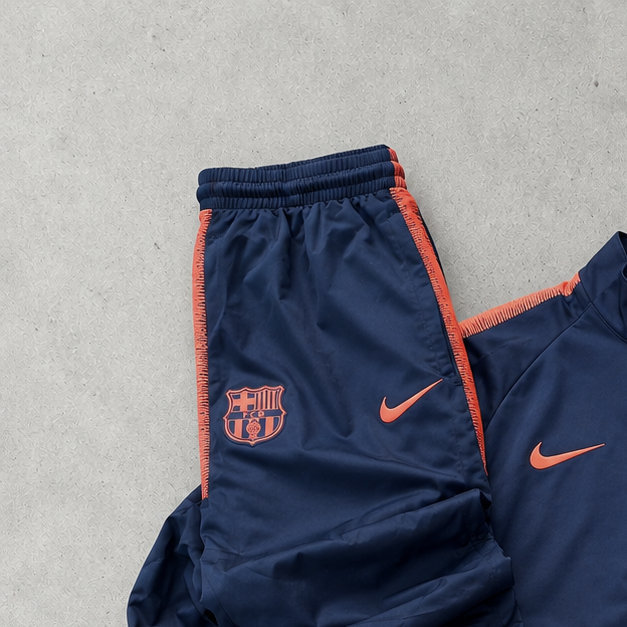 FC Barcelona 2017 Nike Tracksuit Navy Rare (L)