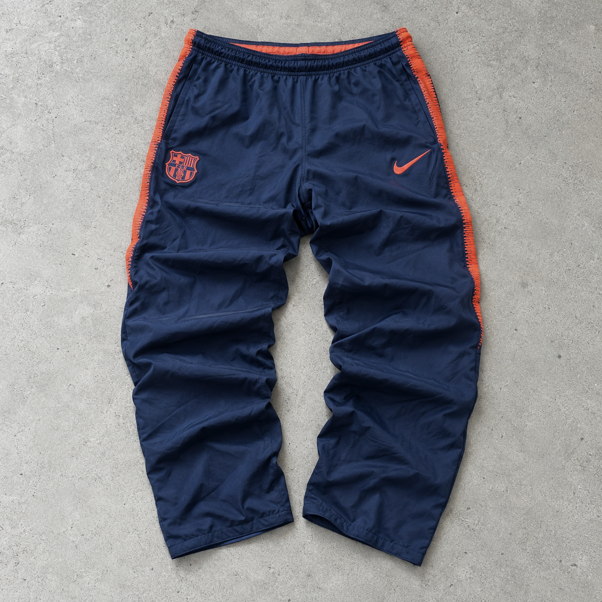 FC Barcelona 2017 Nike Tracksuit Navy Rare (L)