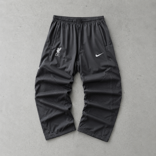 Liverpool Nike Trainingshose Marineblau Limited (Größe M)
