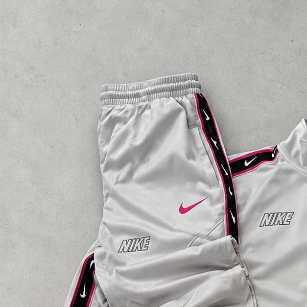 Nike Tracksuit White Rare (S)